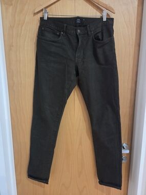 Club Monaco Slim Straight Jeans in Dark Olive